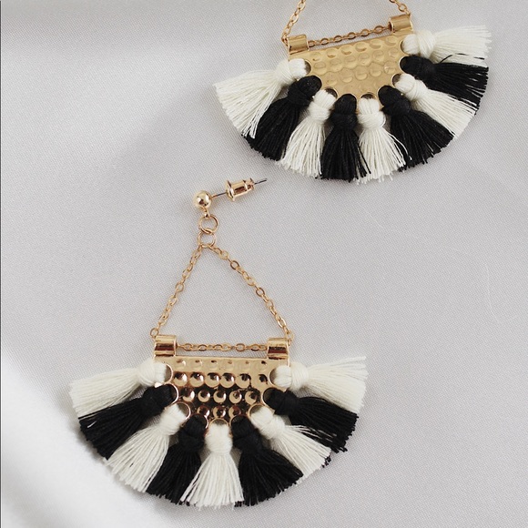 FINAL SALE! Black and White Gold Fringe Earrings - Picture 5 of 6